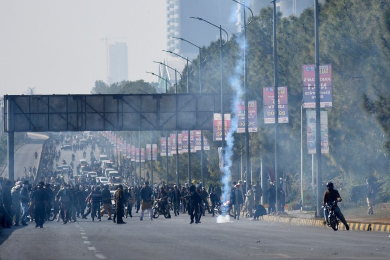 At least 6 dead in political protests in Pakistan’s capital