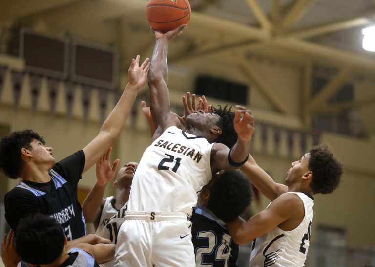 Salesian dominates Dougherty Valley in matchup of marquee East Bay programs