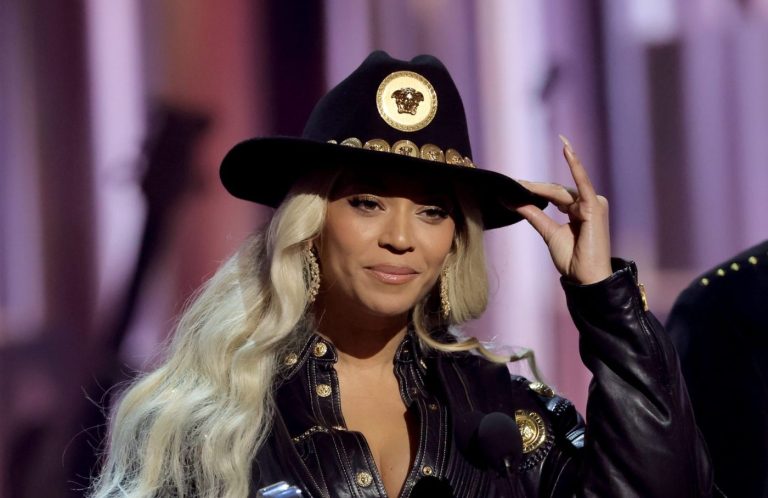 Beyoncé performs ‘Cowboy Carter’ hits live for first time at NFL Christmas Day game