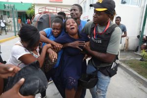 Gang attack on journalists at Haiti hospital leaves 2 dead