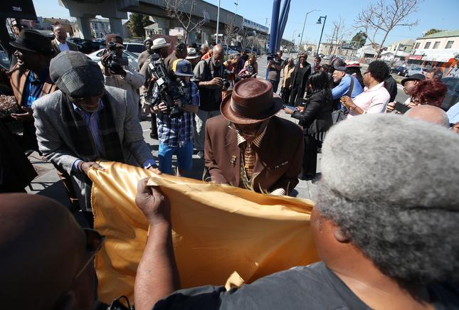 Oakland blues Walk of Fame targeted by thieves causing $150K in damage