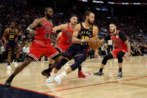 Warriors pull away from Bulls behind hot shooting, surprise contributors