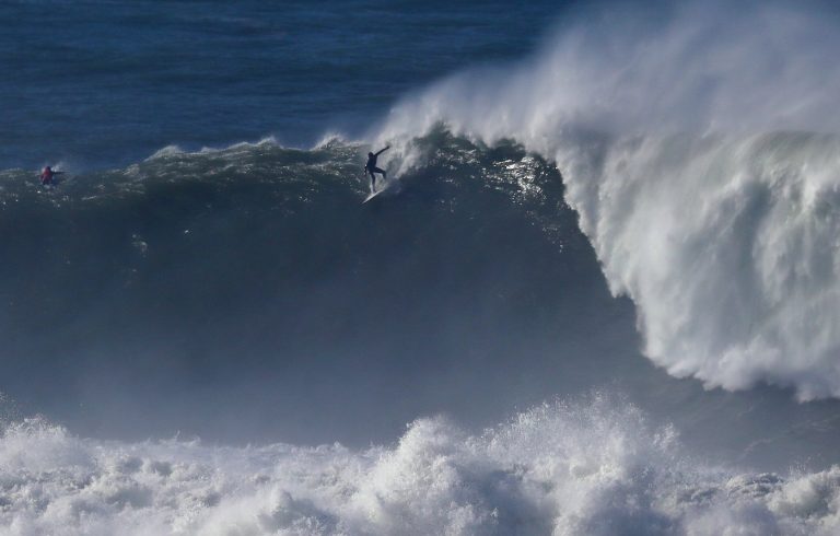 Rain and bigger ocean waves are on tap for Bay Area; only the waves will make a lengthy stay