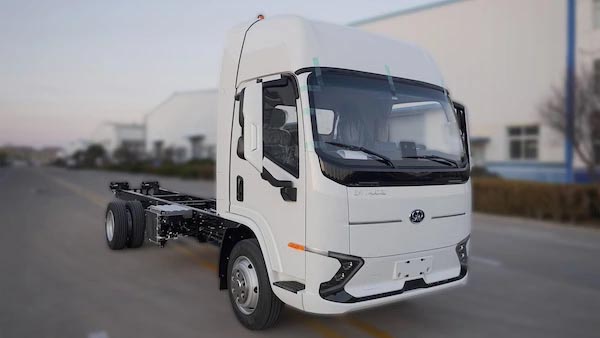 Japanese EV automaker ZM Trucks plants its US base in California