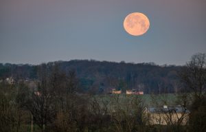 How to see the moon hide Mars in Jan. 13 lunar occultation