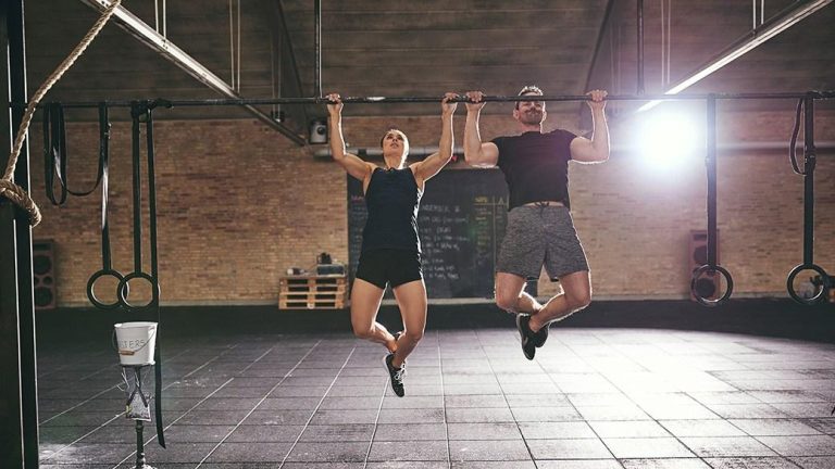 Build upper body strength with the best pullup bars