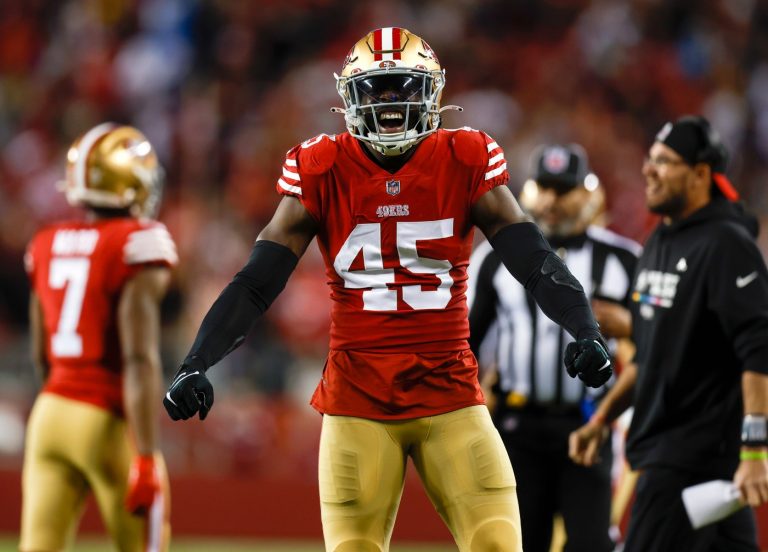 49ers retain exclusive rights free agents, release vet linebacker Flannigan-Fowles