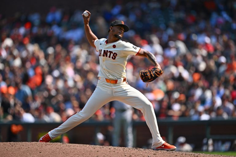 SF Giants maintaining faith in Doval despite last year’s lows