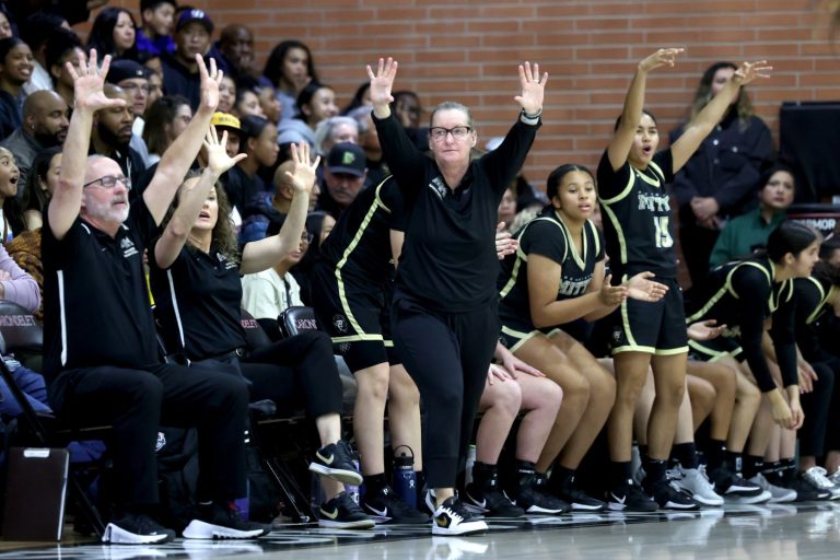 Mitty pushes WCAL girls basketball win streak to 101 with 21-0 run, blowing past Riordan at home