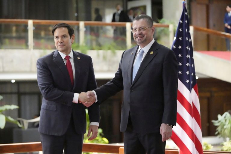 Costa Rica agrees to take in Asian, Indian deportees from US