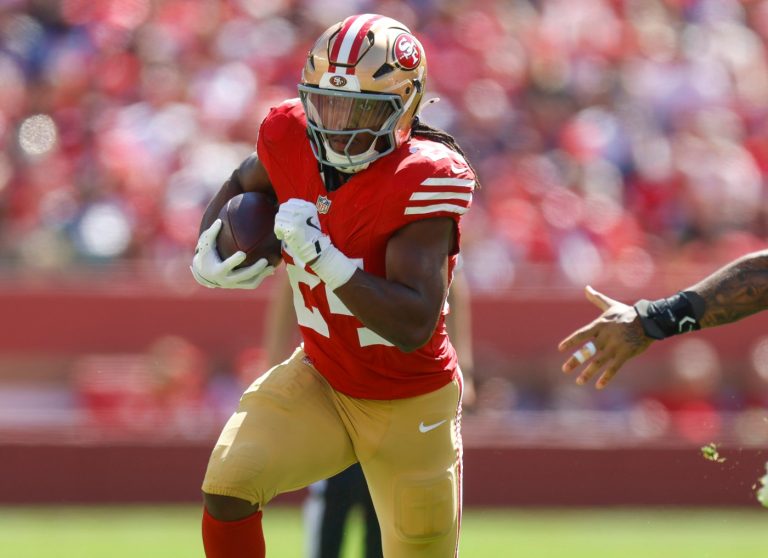 49ers trade top rusher Mason to Vikings in exchange for draft assets