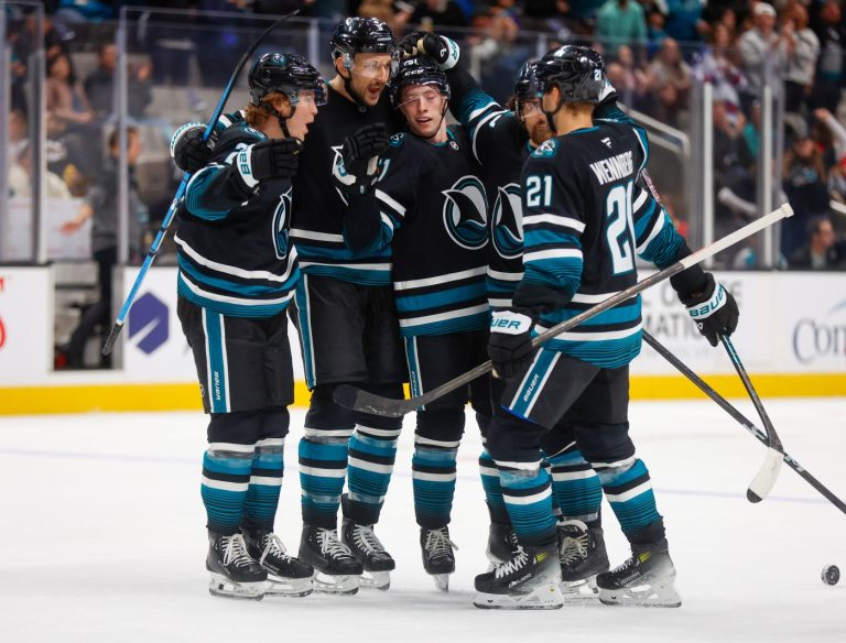 Rookies set new team record as Sharks beat Chicago Blackhawks