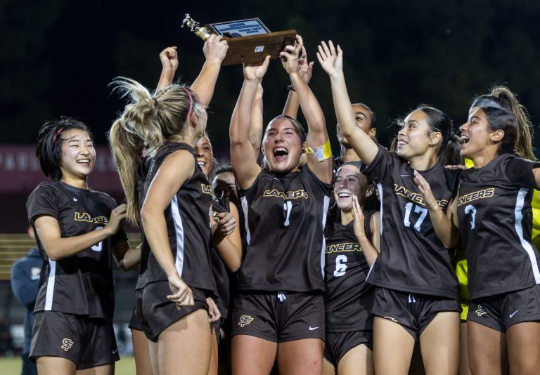 St. Francis, with a little help from Mother Nature, tops Mitty for 3rd straight CCS top-division title