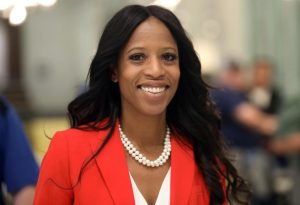 Former Utah Rep. Mia Love, the first Black Republican woman elected to the US House, has died